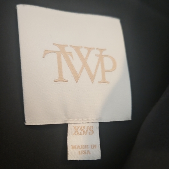 Black Fitted Button Down Shirt with Notched Collar - Picture 3 of 5